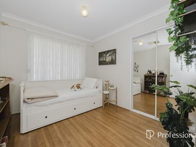 6 Sussex Way, Currambine WA 6028