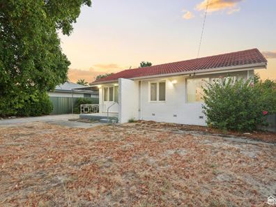 37 Willowmead Way, Kelmscott WA 6111