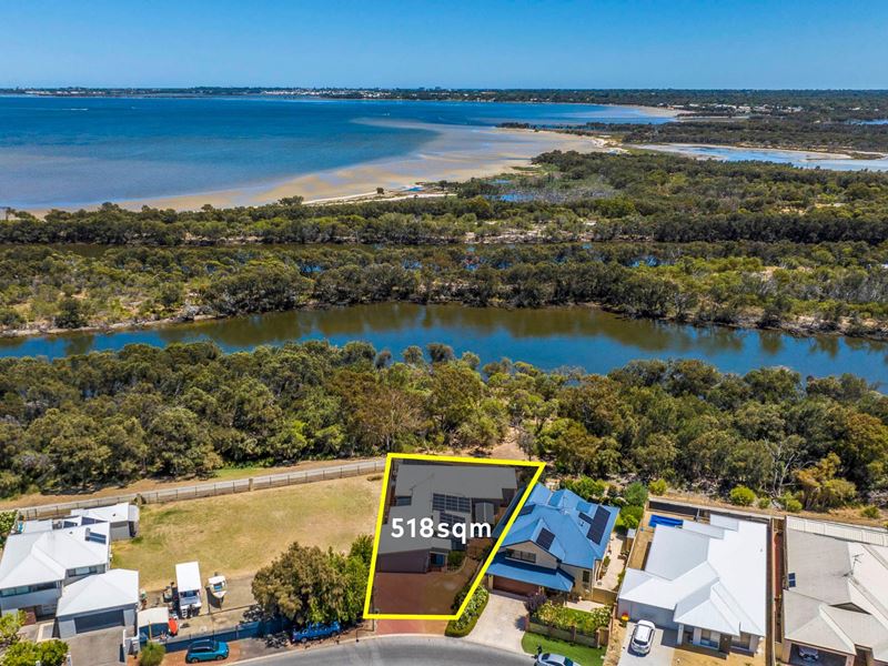 12 Batavia Quays, South Yunderup WA 6208