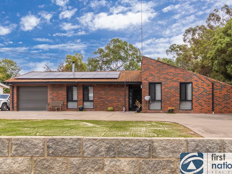 8 Gibbings Street, Northam WA 6401