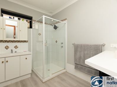 8 Gibbings Street, Northam WA 6401