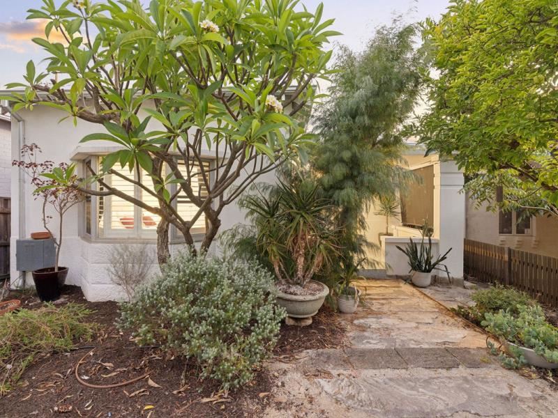 231b Nicholson Road, Shenton Park