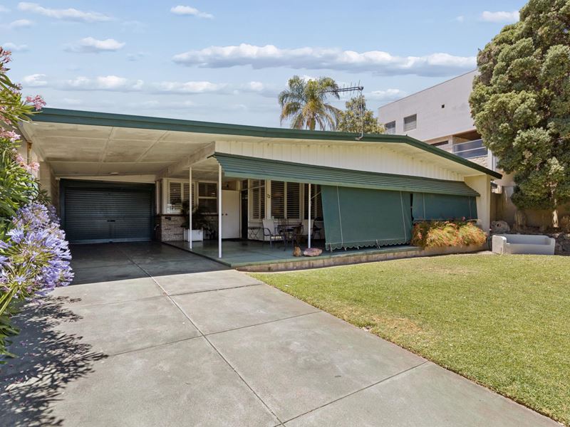 72 Arcadia Drive, Shoalwater