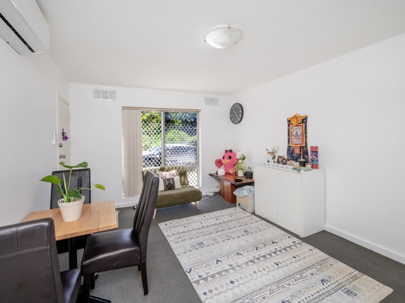 37/299 Harborne Street, Glendalough WA 6016
