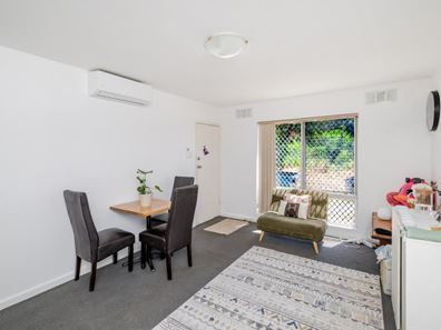 37/299 Harborne Street, Glendalough WA 6016