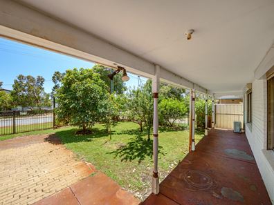 24 Swanley Street, Gosnells WA 6110