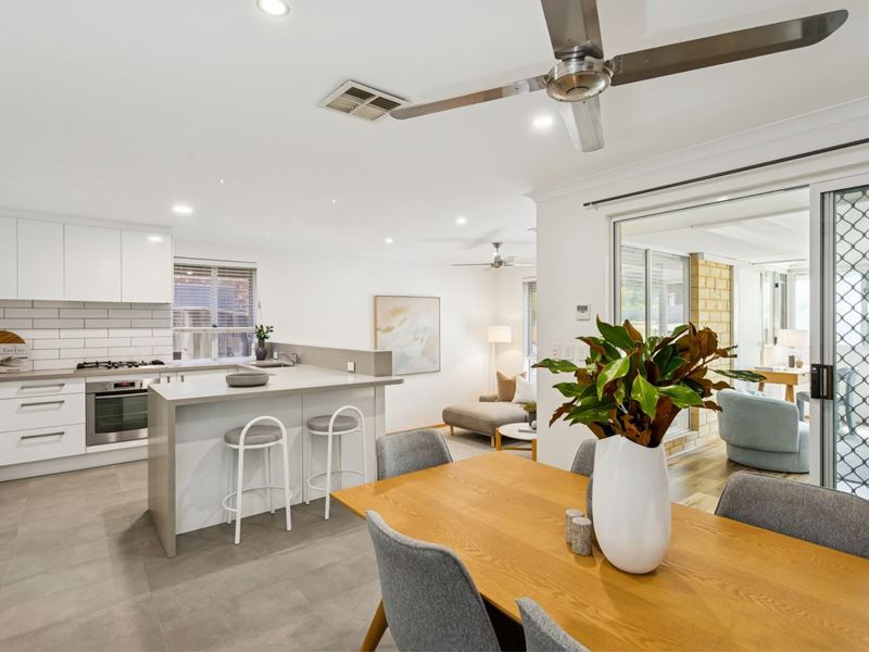 22 Wholley Street, Bayswater