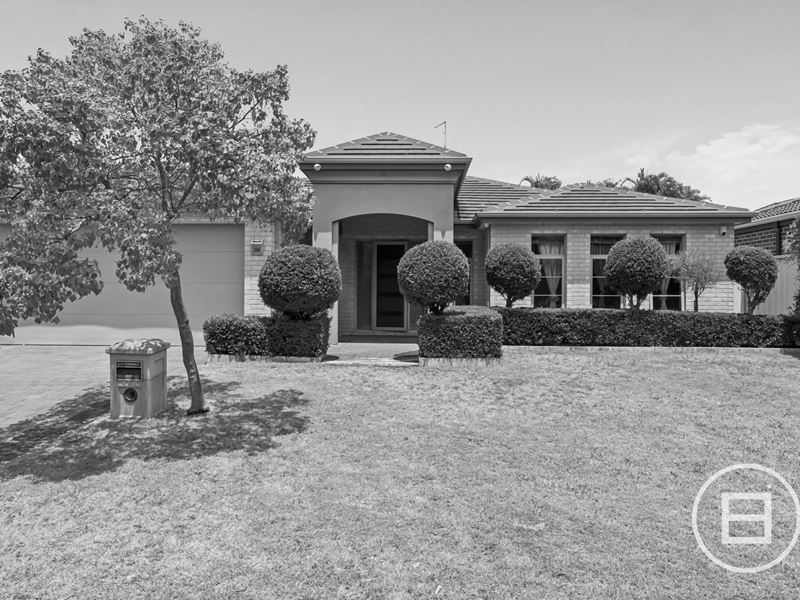 354 Kingsway, Landsdale WA 6065
