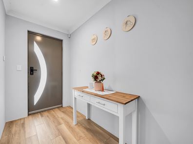 7 Greenpoint Way, Hilbert WA 6112