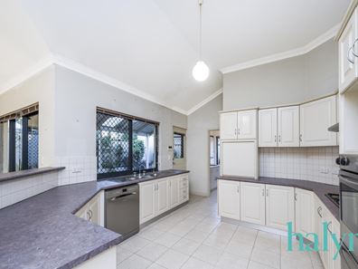 1B Canna Way, Ardross WA 6153