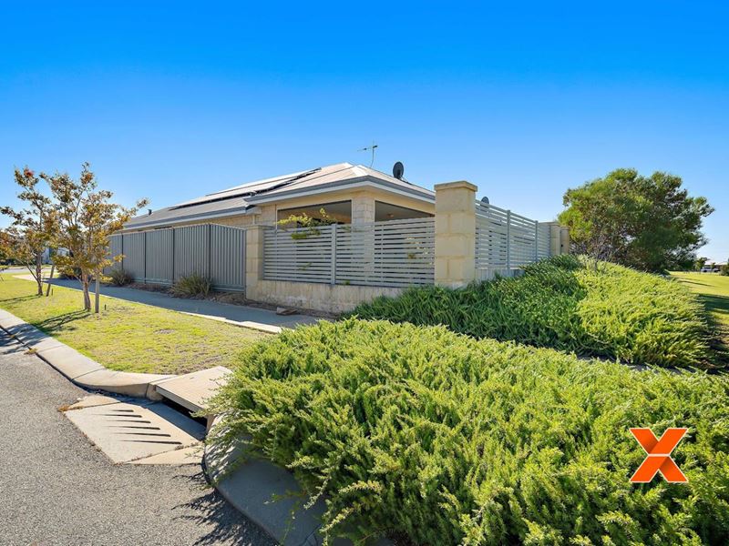 11 Cowes Street, Harrisdale WA 6112