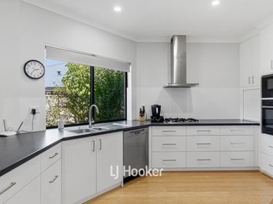 14 Ballarat Court, Eaton WA 6232