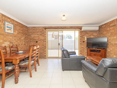 Unit 6/36 Nairn Street, Leeman WA 6514