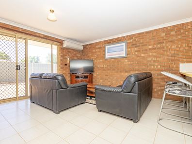 Unit 6/36 Nairn Street, Leeman WA 6514