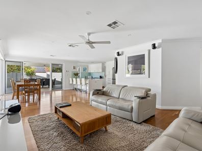 4 Churchlands Avenue, Churchlands WA 6018