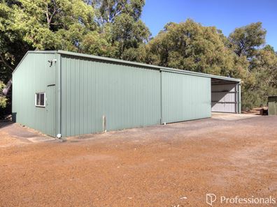 37 Ridley Road, Wattle Grove WA 6107