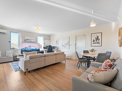 4/35 Brushfoot Boulevard, Success WA 6164