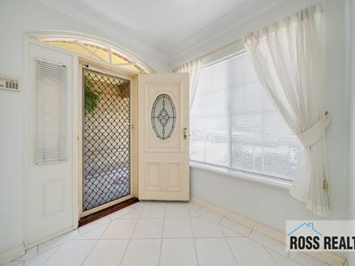 19 Rosaglen Rise, Noranda WA 6062