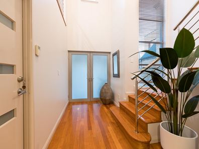 21A Davy Street, Alfred Cove WA 6154