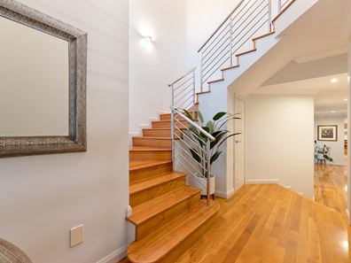 21A Davy Street, Alfred Cove WA 6154