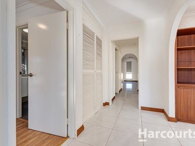 5B Brecon Place, Wanneroo WA 6065