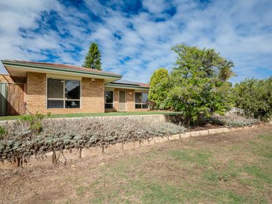 10 Hitek Court, Merriwa WA 6030