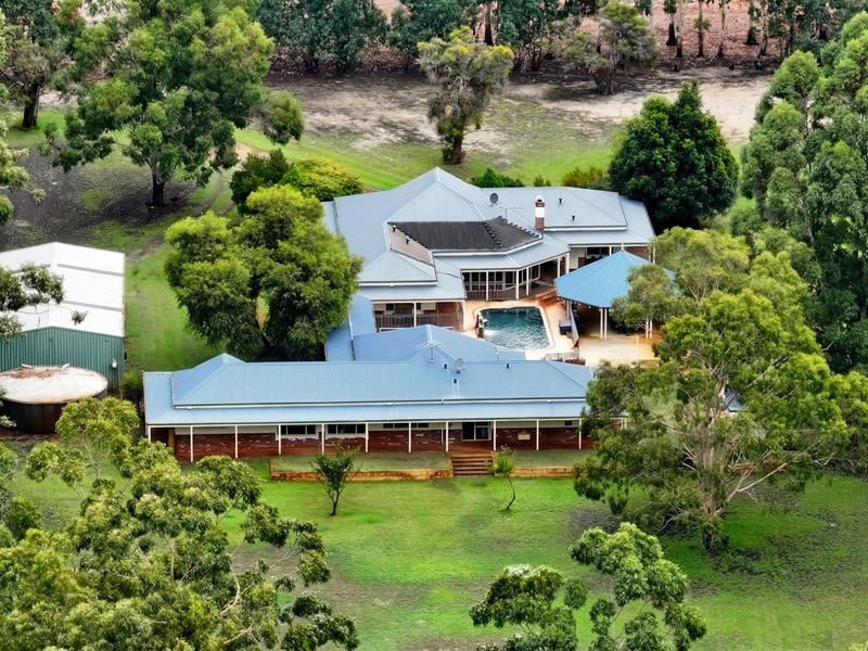 209 Kargotich Road, Oakford WA 6121