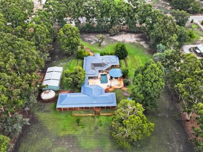 209 Kargotich Road, Oakford WA 6121