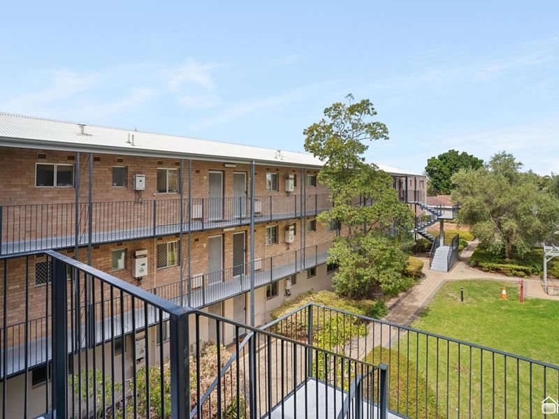 15/15 Friar John Way, Coolbellup WA 6163