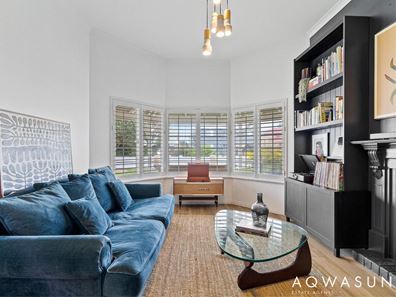 14 Erlistoun Street, Golden Bay WA 6174