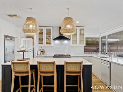 14 Erlistoun Street, Golden Bay WA 6174