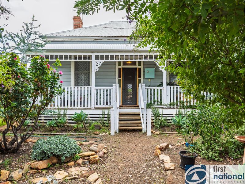 77 Gairdner Street, Northam WA 6401