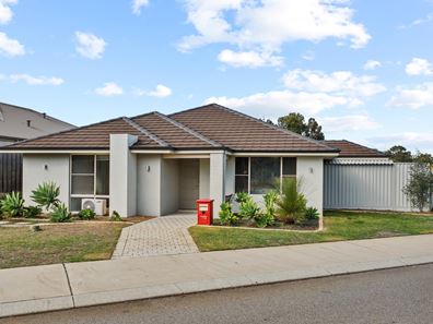 172 Banrock Drive, Ellenbrook WA 6069