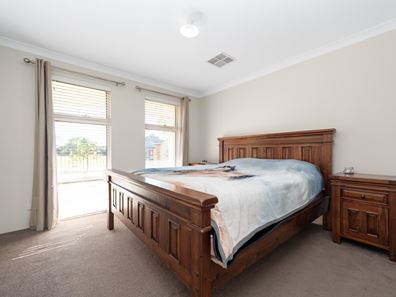 7 Sabro Lane, Caversham WA 6055