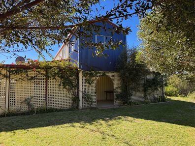 26 Redheart Court, Karakin WA 6044