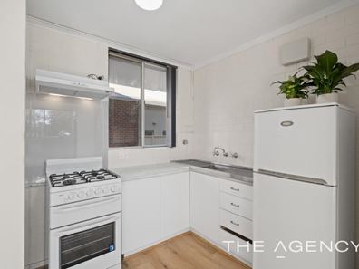 1/73 King George Street, Victoria Park WA 6100