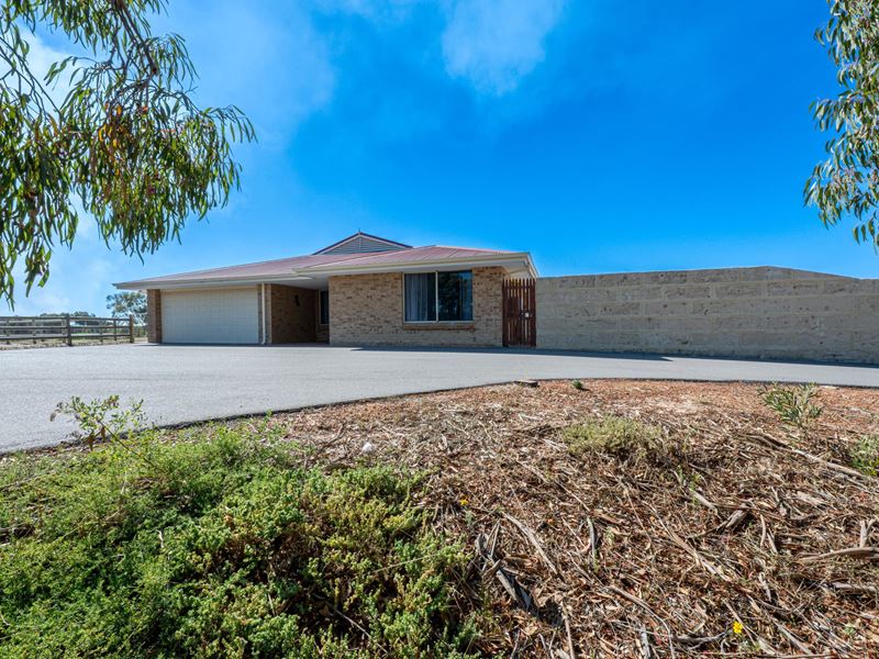 49 Springfield Drive, Springfield