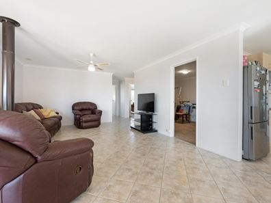 49 Springfield Drive, Springfield WA 6525