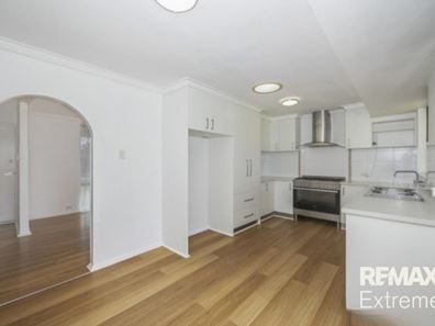 5 Deltoid Place, Heathridge WA 6027