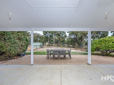 23 Fantail Court, Chittering WA 6084