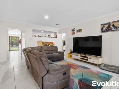 44 Lukin Loop, Pinjarra WA 6208