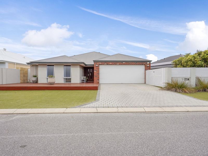 12 Holloways Ridge, Secret Harbour WA 6173