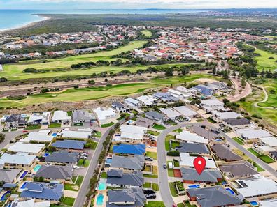12 Holloways Ridge, Secret Harbour WA 6173