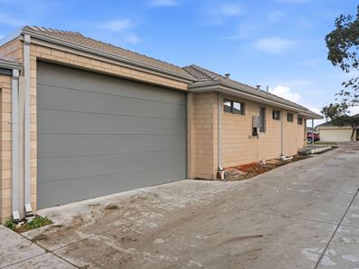 60E Bert Street, Gosnells WA 6110