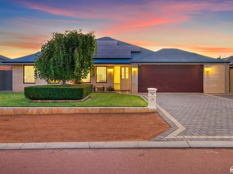 25 Diamantina Boulevard, Byford