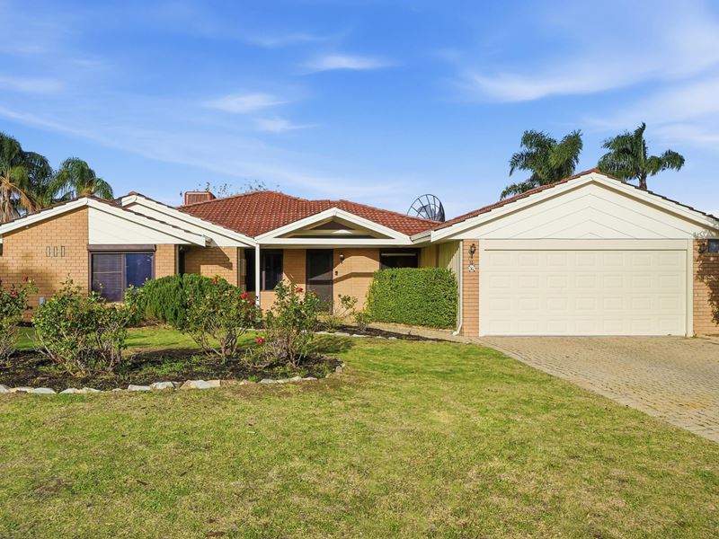 16 Reflection Gardens, Ballajura