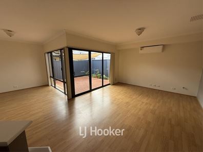 2/92 Fairbairn Road, Busselton WA 6280