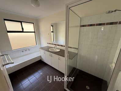 2/92 Fairbairn Road, Busselton WA 6280