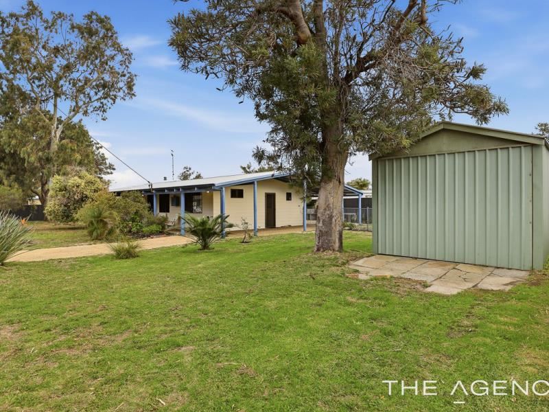 2 Irving Avenue, Falcon WA 6210