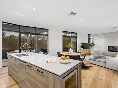 18 Cornelian Street, Scarborough WA 6019